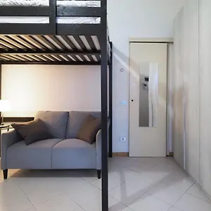 Primopiano - Calvi , Milaan Italië